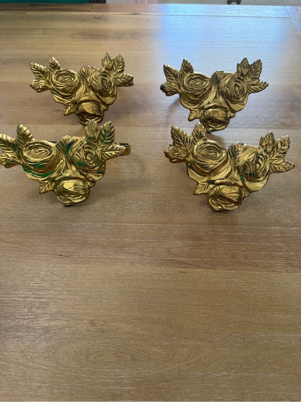 Vintage brass floral curtain tie backs - Set of Four